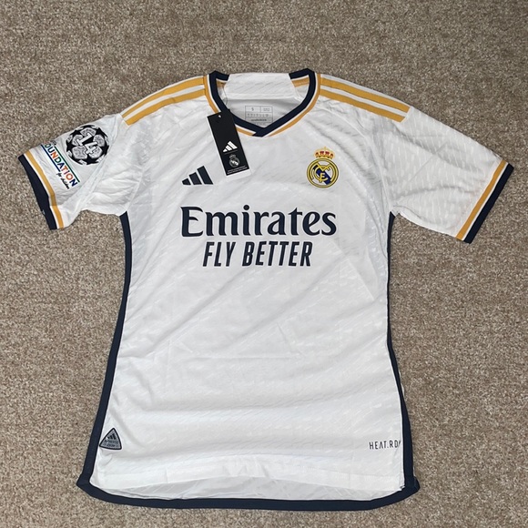 Adidas Real Madrid Vini Jr. 2023/2024 Men’s Soccer Home Jersey🆕 - Picture 2 of 6